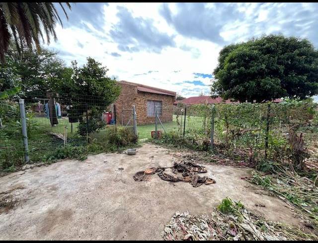 4 BEDROOM HOUSE FOR SALE IN WINDMILL PARK